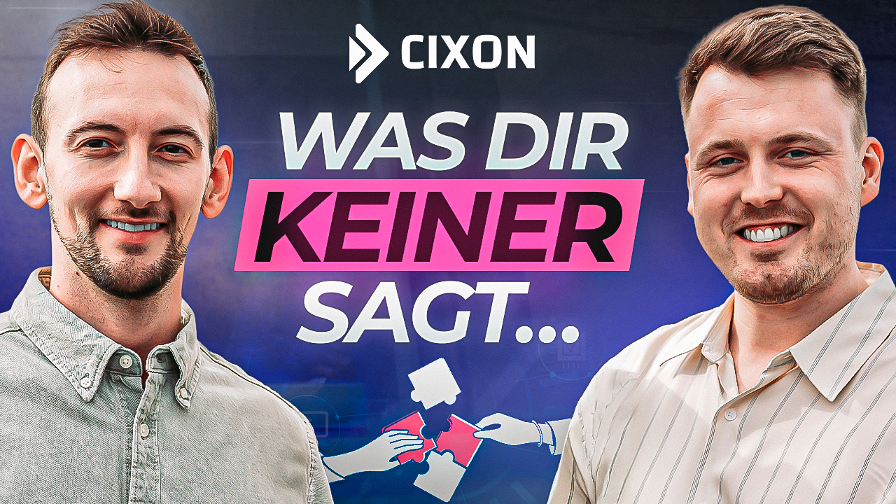 HubSpot Partner finden | Stefan Wendt & Dominik Enzler vor blauem Hintergrund mit Titel 