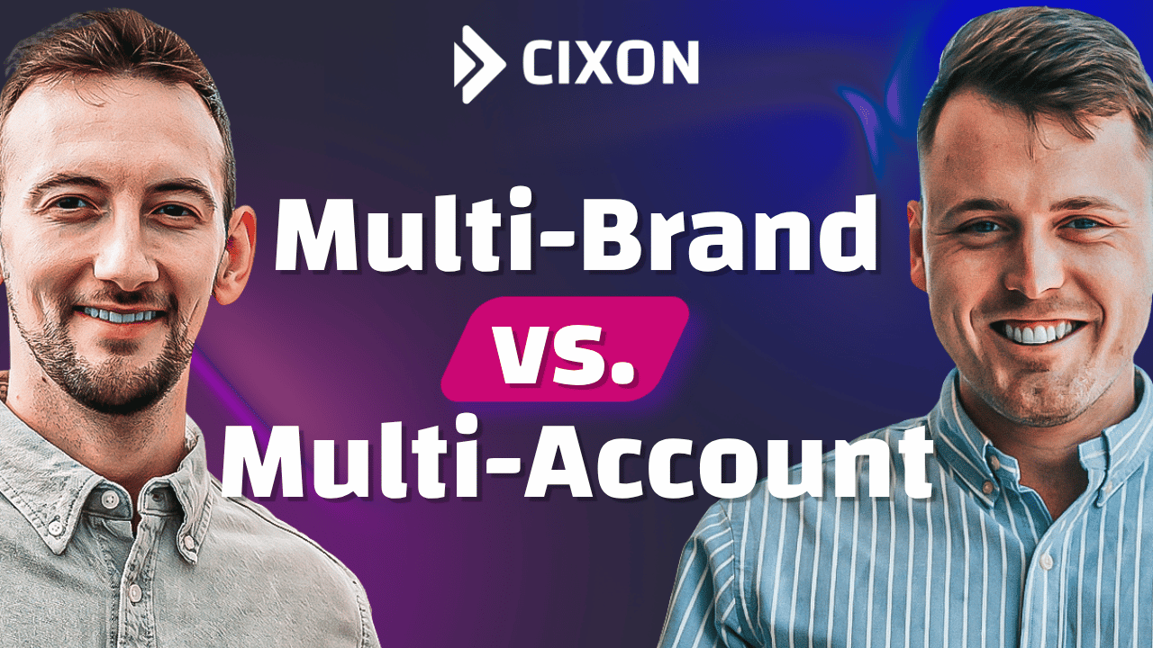 HubSpot Multi-Brand vs Multi-Account | Stefan Wendt & Dominik Enzler vor dunklem Hintergrund mit weißer Schrift